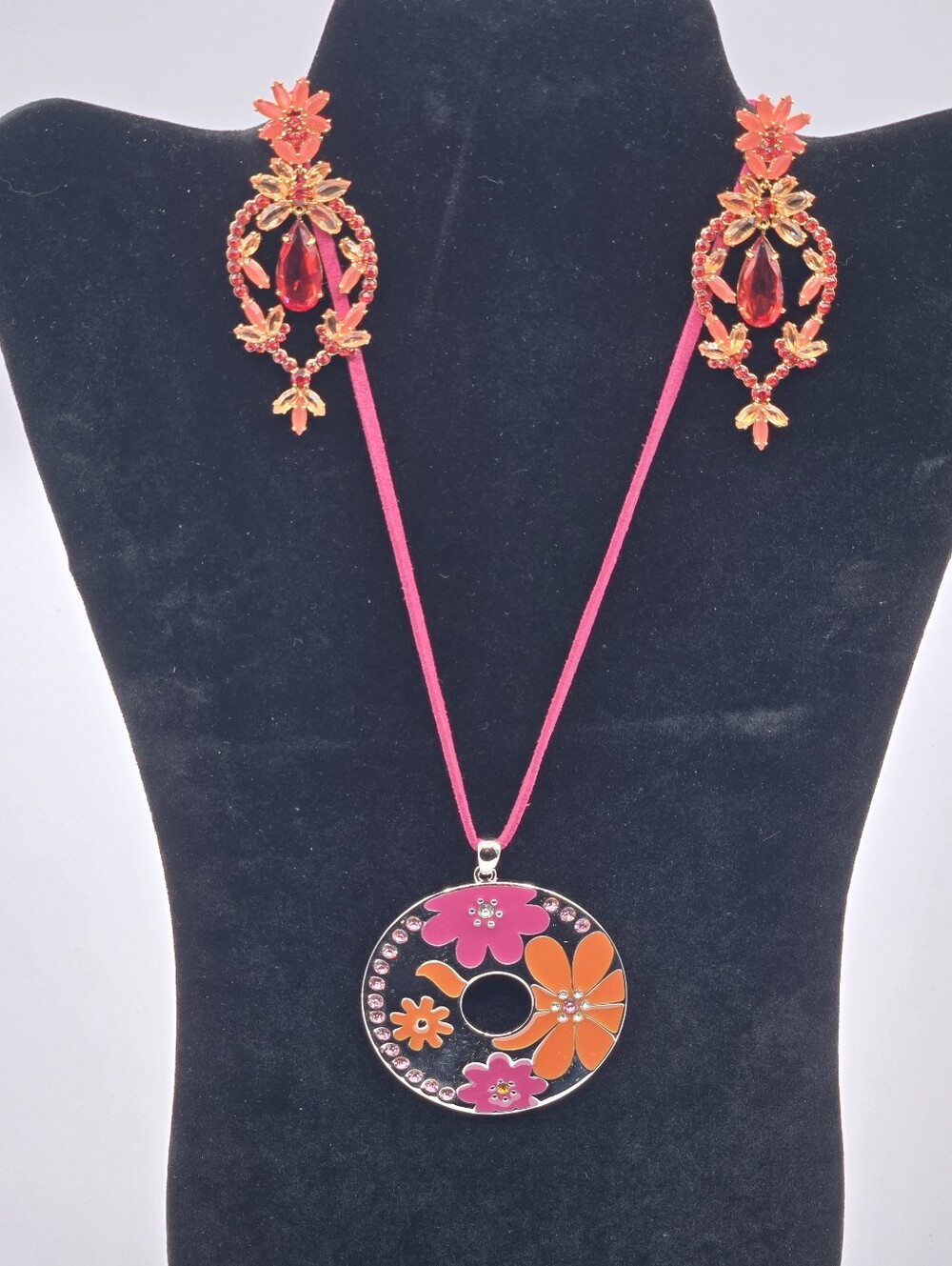 Lia Sophia Vintage Necklace & Fashion Statement Earrings Pink Orange